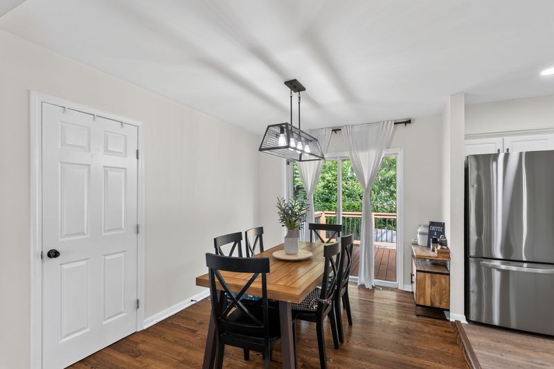 10923 Myrtle Ave, Kansas City, MO, photo 5 of 10, a home sold by Carol Tran Reynolds