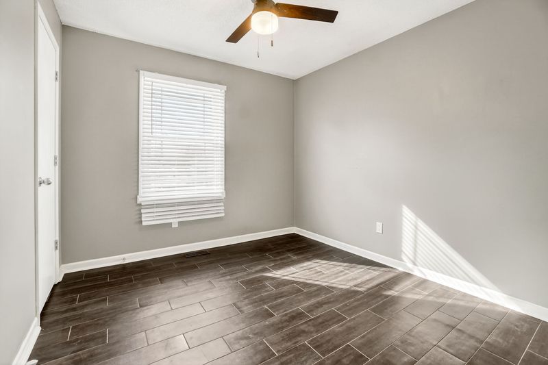 16205 Speaker Ave, Belton, MO, photo 5 of 10, a home sold by Carol Tran Reynolds