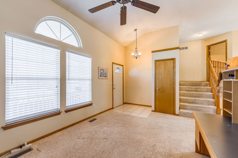217 E Foxwood Dr, Raymore, MO, photo 4 of 10, a home sold by Carol Tran Reynolds