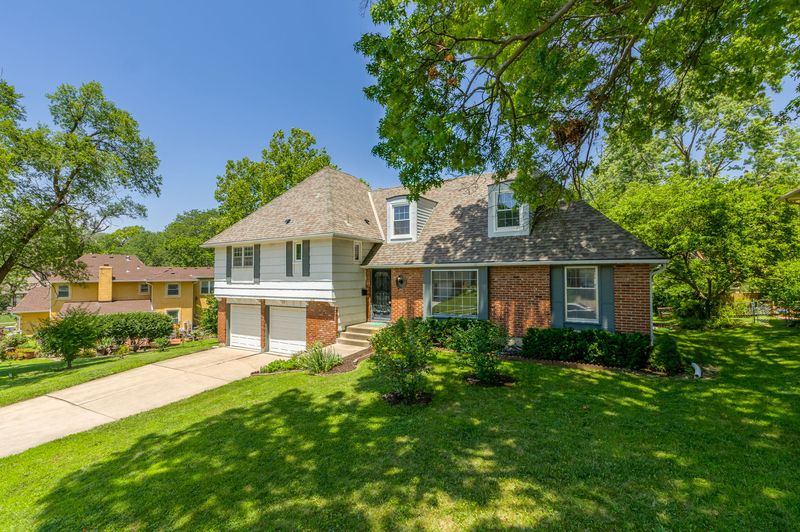 3408 E 105th Ter, Kansas City, MO, photo 2 of 10, a home sold by Carol Tran Reynolds