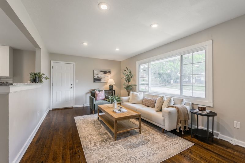 3804 E 106th Ter, Kansas City, MO, photo 4 of 10, a home sold by Carol Tran Reynolds