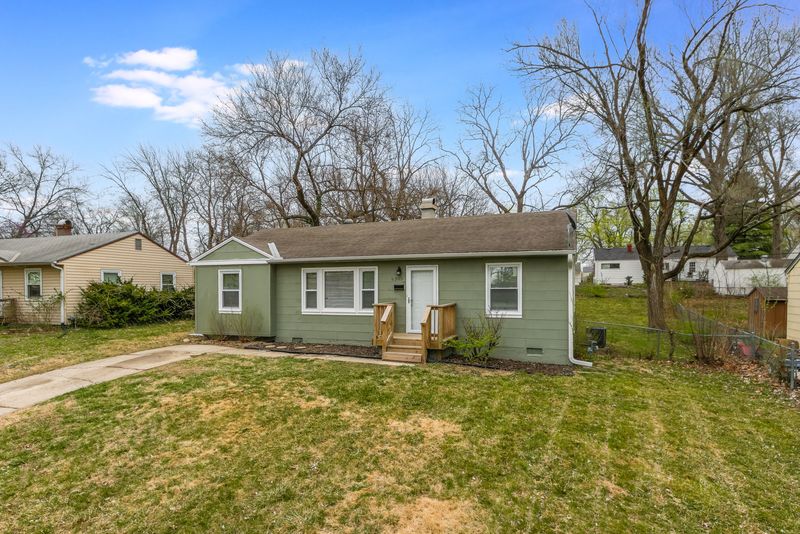 6303 E 148th Ter, Grandview, MO, photo 2 of 10, a home sold by Carol Tran Reynolds