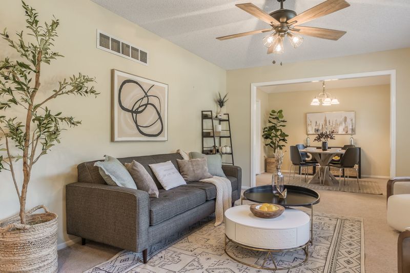 6709 E 126th St, Grandview, MO, photo 5 of 10, a home sold by Carol Tran Reynolds
